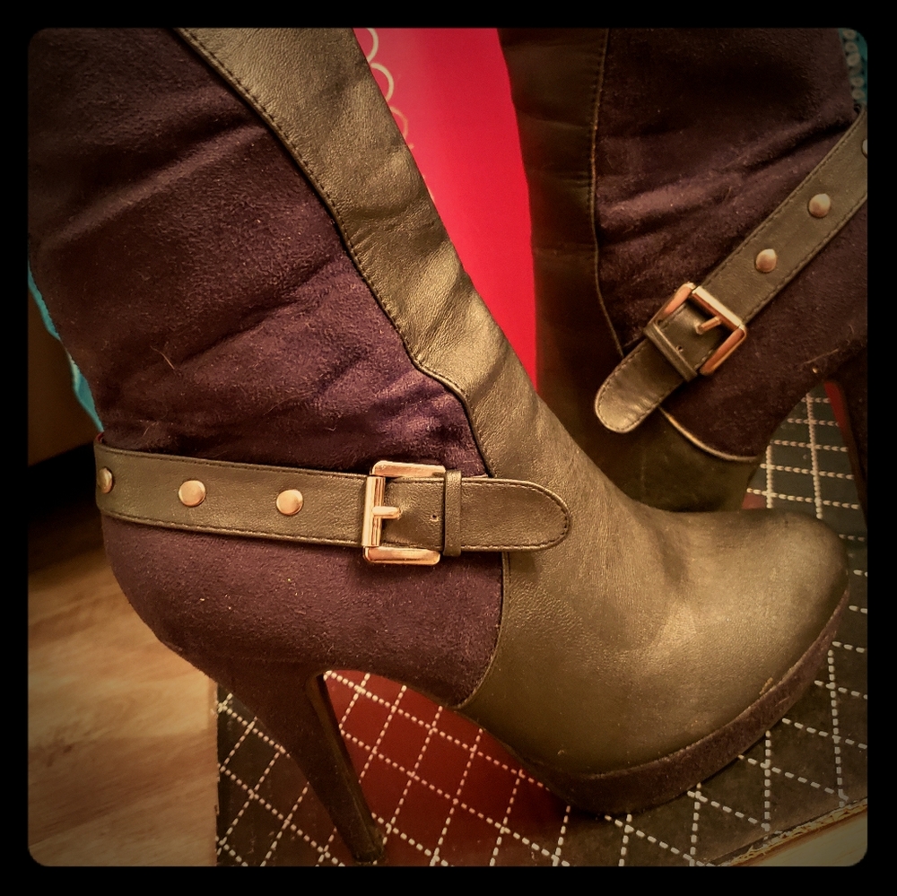 Shoe dazzle sexy black boots